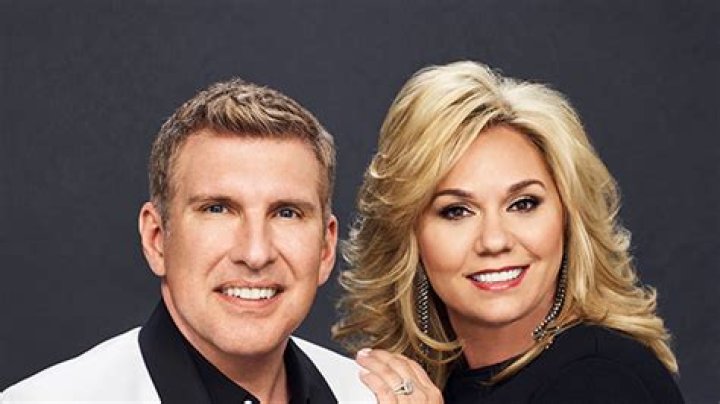 ‘Chrisley Knows Best’ Canceled After Todd & Julie Prison Sentence – Hollywood Life