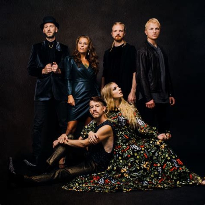 Delta Rae — Photos Of The Band