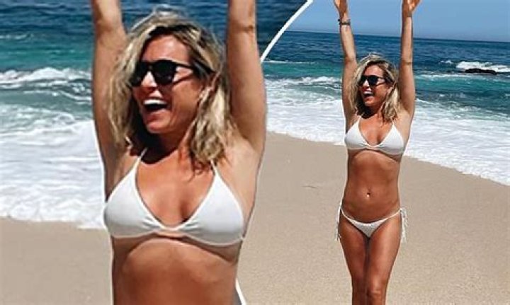 Kristin Cavallari Soaks In The Summer Sun On Mexico Vacay Wearing A White Bikini