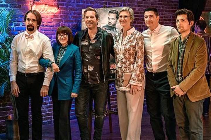 Ryan Hansen Talks Lizzy Caplan’s Absence From ‘Party Down’: Exclusive – Hollywood Life