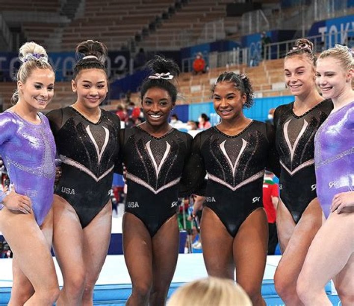 Shawn Johnson Says Simone Biles’ Olympics Withdrawal Was ‘Empowering’: She Made The ‘Harder’ Decision